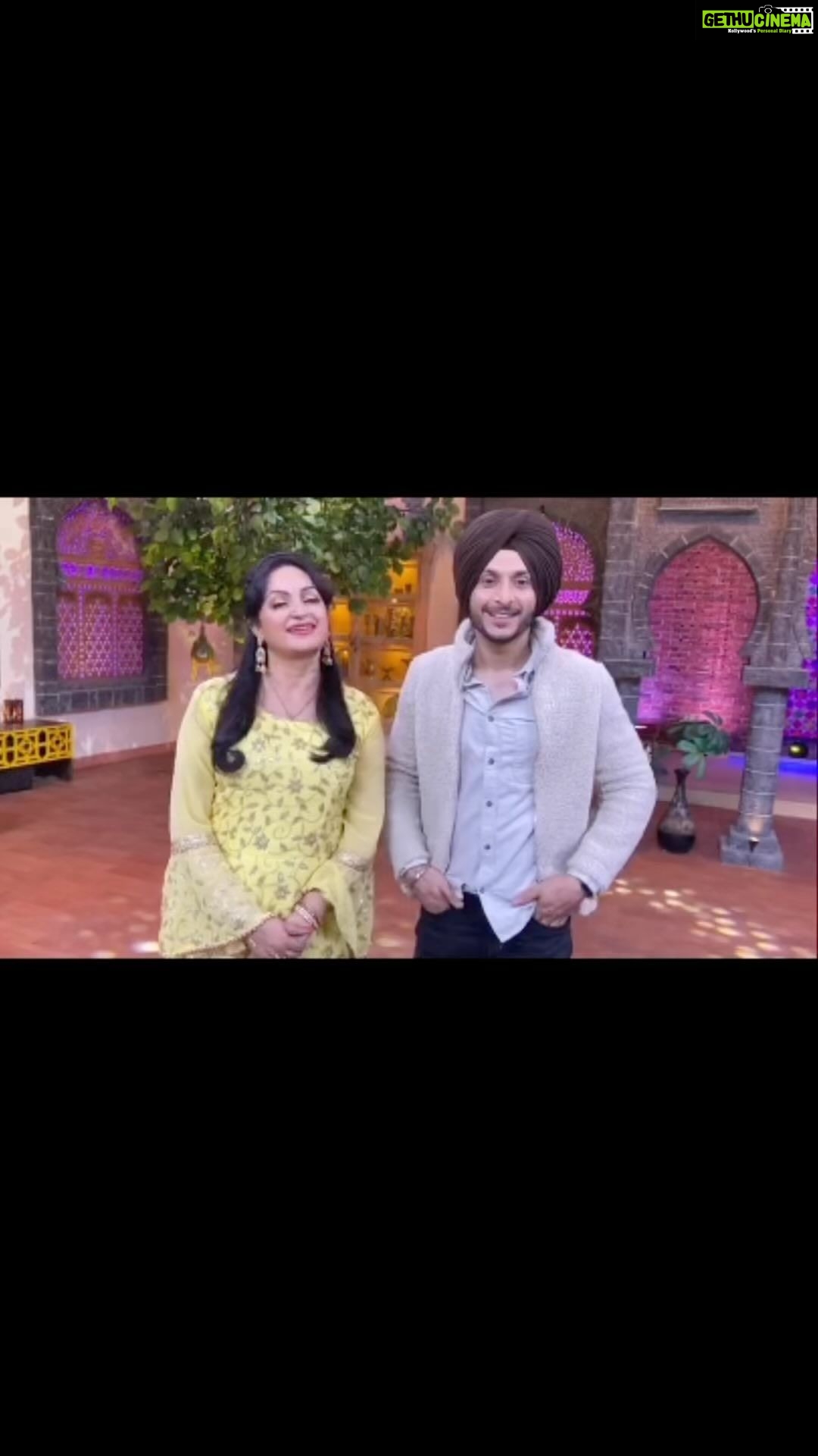 Upasana Singh Instagram - Thank you so much for all your best wishes @navjeet_official 😊🌷 Yaaran Diyan Poun Baaran releasing in theatres tomorrow!!!