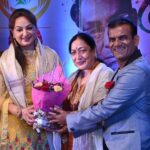 Upasana Singh Instagram - Santosh foundation completed three years. Dosto yeh NGO meri mother ke naam per hai aur buhat acha kaam ker raha hai.🙏thank you so much for your blessings 🌷🌷🌷🌷🌷🌷🤗