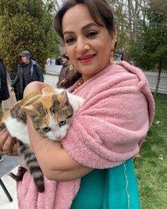Upasana Singh Instagram - Shooting pics in Romania 🤗💖😜