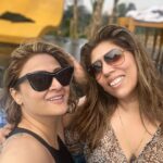 Urvashi Dholakia Instagram - Chill afternoon with family 🎉❤️ @kshitijdholakia @sagardholakia @shanela08 @khanna_ameessha @taniyaakhanna : : #urvashidholakia #water #babies #family #time #love #life #blessed #gratitude #poolparty #holiday #vibes