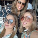 Urvashi Dholakia Instagram - A perfect Blend ✨✨💕 @shanela08 @khanna_ameessha : : #friendship #goals #bff #urvashidholakia #sunday #outdoors #shadylady #love #happiness #joy #girlpower #❤️