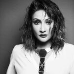 Urvashi Dholakia Instagram - Today is going to be all about black & white pictures..whether it works on this platform or doesn’t @instagram it doesn’t matter !!! I’m not changing myself for anyone !! 💕💕🖤🤍 #iamwhoiam #thisisme : : #urvashidholakia #candid #balckandwhite #blackandwhitephotography #imagine #the #colour #loveit #❤️