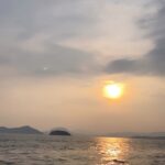 Urvashi Dholakia Instagram - Take me Away into the Light of Dusk ✨✨