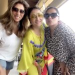 Urvashi Dholakia Instagram - A QUICK GLIMPSE INTO MY HOLIDAY TIME 😍 @khanna_ameessha @shanela08 @sababhai 🤪😍💕💕💕 : : #urvashidholakia #thailand #phuket #bangkok #vacation #holiday #travel #tourist #blessed #gratitude #love #friendsforever #friendslikefamily #shopping #sightseeing #swimming #watersports #mad #fun