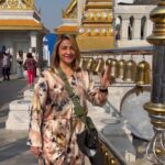 Urvashi Dholakia Instagram - Sending U all wishes for the auspicious day of HOLI #2023 with the sound of Bells to ward off any evil in ur life ✨ HAPPY HOLI 🤗❤️ : : #urvashidholakia #holi #festival #love #light #peace #colour #sound #blessed #gratitude #culture #thailand #bangkok #diary #holiday #❤️