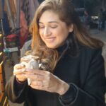Vahbbiz Dorabjee Instagram - Have u ever tried Kulhad Coffee? Sipping on some Kulhad Coffee in 6 degrees in Mussoorie😍 #mussoorie #cold #kulhadcoffee #coldnights #mallroadmussoorie #winter #winteroutfit Mussoorie - The Queen Of Hills