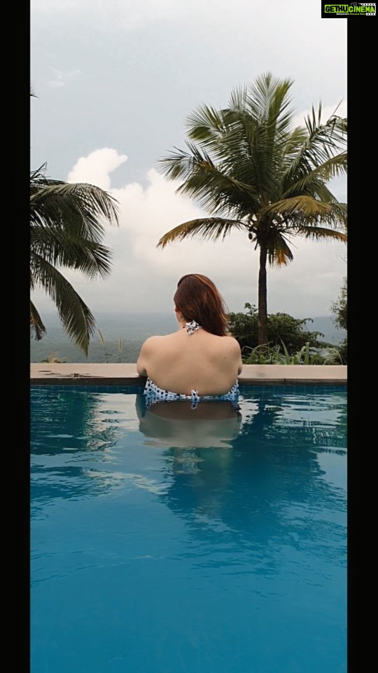 Vahbbiz Dorabjee Instagram - Sunset's like theseš @foresthillstala Swimwear:- @angelcroshet_swimwear use code - VAHBIZ10 to get a good discount while booking at Forest Hills Tala Resort. You can reach out to Virali for bookings - +91Ā 93249Ā 48328 Forest Hills at Tala