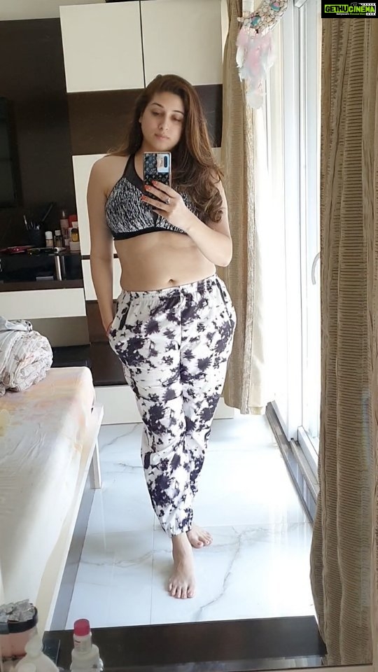 Vahbbiz Dorabjee Instagram - #Vahbiz #reboot #getoutofyourcomfortzone #fitnessgoals