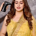 Vahbbiz Dorabjee Instagram - Hello, skin. You sure look different when you’re fresh out of #airbrush #BeTheBoss Like @vahbz @temptu So, I recently started airbrushing. It’s pretty awesome! I love it. Airbrush makeup is a fun and quick way to update your look—it provides a natural look that’s finished yet not overly made up, that’s why I love it! Enhance your beauty with airbrush makeup for special occasions, photoshoots, and works of art. . . . . . . #airbrushmakeup #bridalmakeup #makeupartist #makeup #weddingmakeup #wedding #bride #airbrush #mua #hdmakeup #bridalmakeupartist #airbrushmakeupartist #bridalhair #beauty #makeupartistphilippines #indianwedding #temptu #weddingmakeupartist #bridal #weddingday #indianbride #makeupartistph #temptuairbrush #makeuplooks #bridemakeup #makeuplover #makeuptutorial #naturalmakeup