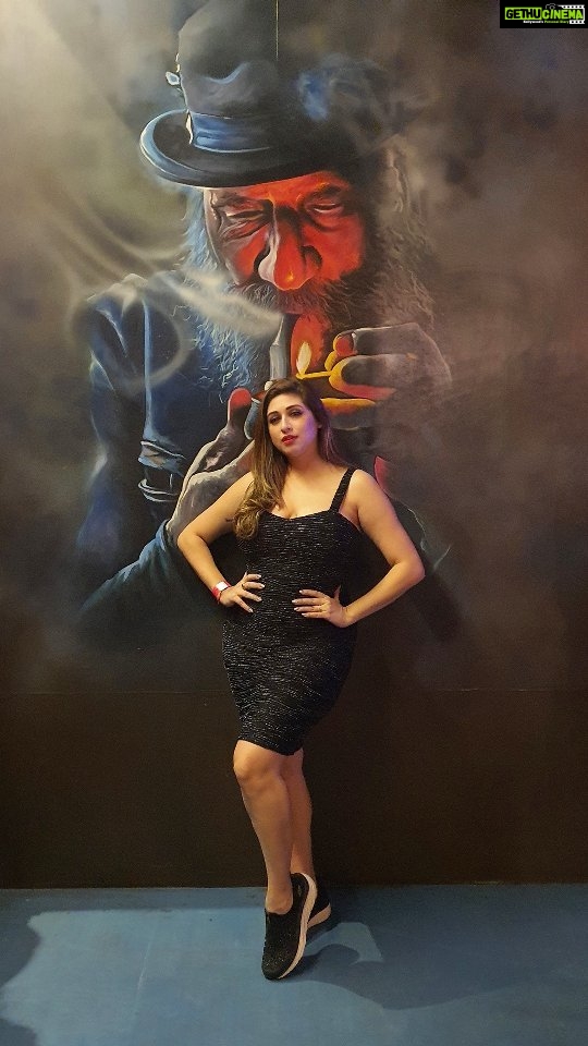 Vahbbiz Dorabjee Instagram - All roads leading to Club @velenobar The latest night club in town with foot tapping music,dinner,drinks and a sports bar all under one roof.. What are you waiting for? #weekendvibes