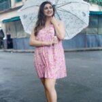 Vahbbiz Dorabjee Instagram - Try to be a Rainbow in someone's cloud🌈🌦☂️😍 Photography:- @fbyankit @ankityadav_photography Makeup:- @makeupbysaaniyaakib Hair:- @makeupbyafrinsayed