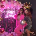 Vahbbiz Dorabjee Instagram - Bestie ka Birthday @mrinmaikolwalkar My #Soulsister These r the nights we will remember🎉🎉🎉 Sin City