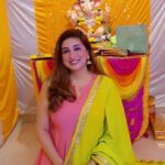 Vahbbiz Dorabjee Instagram - Bappa Wala Gaana❤️ Outfit:- @bunaai @ananyaarora2013