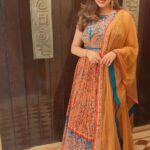 Vahbbiz Dorabjee Instagram - Dress your best for #ganpaticelebrations Outfit Ideas😃 #ethnicwear #vahbz #vahbizdorabjee #ganpatibappamorya #ganpati
