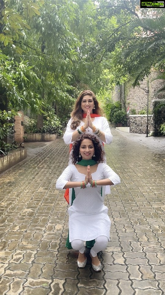 Vahbbiz Dorabjee Instagram - Let the Tricolor immerse you into STRENGTH,PEACE AND GROWTH🇮🇳❤️ Pune, Maharashtra