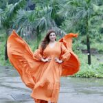 Vahbbiz Dorabjee Instagram - Hold your head high..Let the World know your Proud to be an Indian. Vande Matram and Happy Independence Day🇮🇳 Makeup:- @mahzbin Maharashtra, India