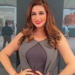 Vahbbiz Dorabjee Instagram - Have you checked out the @dyson @dyson_india Airwrap Multistyler? I got a chance to experience the Airwrap.It was awesome😍 Enhanced Airflow to create your styles without extreme heat. Thank you @bandgeekallra for having me at this event.It was wonderful to be there🤗❤️ Palladium Mall Lower Parel