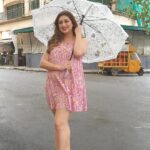Vahbbiz Dorabjee Instagram - Mausam Mastana😁😍 Versova, Mumbai
