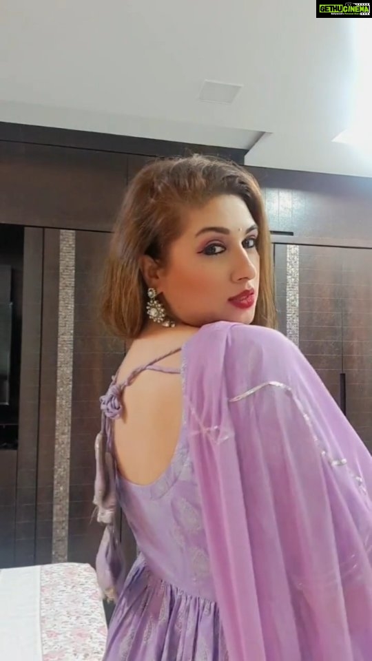 Vahbbiz Dorabjee Instagram - Finally my reel music is backš Usi Khushi meinš Lolš¤£
