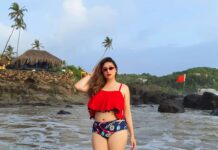 Vahbbiz Dorabjee Instagram - "UKIYO" Is a Japanese word..Living in the moment.. Wearing:- @angelcroshet_swimwear Vagator, Goa