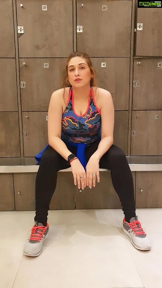 Vahbbiz Dorabjee Instagram - Work for Strong..Not Skinny... #newmonth #newfitnessgoals Thank you @goldsgymindia @rainmakerconsults Videographer:-@flamingo.productions Hair:-@makeupbyvaish #fitnessvideo #fitness #fitnessmotivation #workout #gym #fitnessvideos #fitnessjourney #motivation #fitnessgoals #fit #fitnessaddict #workoutvideos #gymtips #workoutvideo #fitnessmodel #workoutmotivation #fitfam #gymlife #workoutdone #fitnessgirl #fitnesslifestyle #gymmotivation #backworkout #training #workoutday #fitnesstraining #fitnessworkouts #vahbizdorabjee Mumbai, Maharashtra