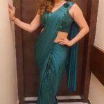 Vahbbiz Dorabjee Instagram – I was not made to be Subtle😉
Outfit – @navdurga_official
Jewellery by – @shillpapuriidesignerjewellery
Styled by – @style_by_hetaljogi
Assisted by -@styleby_antara @eshaa.jadhav
