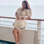 Vahbbiz Dorabjee Instagram - I need some Vitamin Sea😍 @cordeliacruises Personalized Hat:- @thelittlegift.co #dreamlife #mumbai #kochi #lakshwadeep #cruise #vahbizdorabjee #travel #travelblogger #cordeliacruises Lakshwadeep