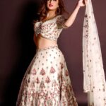 Vahbbiz Dorabjee Instagram - Hawa mein udta jaaye dupatta mera😍 Lehenga:- @ruchikadesignstudio Jewellery:- @deepkiran_jwellers Concept & styled by @kapoormohit888 Photography @ardy_arjun @ardyastic Organised by @dream.catcheers Styling asst @rushabh.r.shah @mister_karwa Hair & Makeup @beautybythebeastt PR @cheshtakapoor Production @neal_mahesh