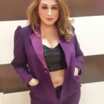 Vahbbiz Dorabjee Instagram - #bossbabe Vibes.. #mondaymood Outfit by - @dimiofficial__ @bhoomi_bhanushalii Jewellery by - @tarannumjewelry Styled by - @style_by_hetaljogi Assisted by - @antaraagrawal12