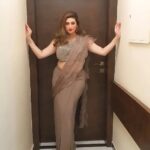 Vahbbiz Dorabjee Instagram - #weddingseason #ootd Outfit by - @rajgharana.rg Jewellery by - @zehora_co @zehora_shop Styled by - @style_by_hetaljogi Assisted by - @shahunnati11
