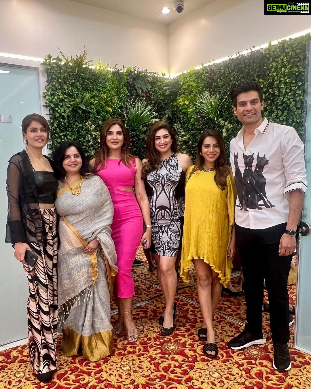 Vahbbiz Dorabjee - 14.6K Likes - Most Liked Instagram Photos