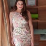 Vahbbiz Dorabjee Instagram - #funnyvideos #weekendvibes #ootd Stylist:- Me😛 Makeup:- Me😉