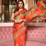 Vahbbiz Dorabjee Instagram - If Every saree has a story , this one’s definitely filled with Whirlwind Romance. Wearing @prajhnaashettyofficial Roseate print saree from their Gulnar collection. Blabber