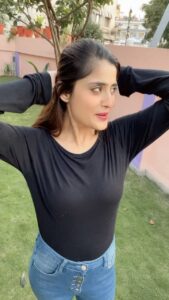 Vaishali Takkar Instagram - 🤦🏻‍♀️ 

#reels #funnyvideos #funnyreels