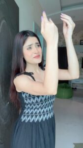 Vaishali Takkar Instagram - 😁😁 
#reels #punjabisongs #punjaban #trending