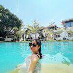 Vaishali Takkar Instagram – Sorry, No Lifeguard On Duty For you ! 😉 
#Summer #summervibes #pool #poolvibes #swimmingpool #bikini #blogger