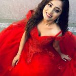 Vaishali Takkar Instagram - Comment your favourite red emoji 😀 Mine is ♥️ Mua 💄 @mujahidshaikhmakeupartist #vaishalitakkar