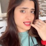 Vaishali Takkar Instagram - Dill hai chota sa choti si “iccha” 😬 Audio : @payalpanchalofficial @zili_videos_india LINK IN BIO #Zili #zilicreator #funnyvideos