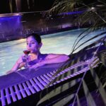Vaishali Takkar Instagram - Shining through the “Blues of Life” 😉 #waterbaby #pool #poolparty #homepool #lifestyle