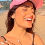 Vaishali Takkar Instagram - Tere bin hor na kisse karni dhupp vich chhan ❣ Follow on zilli for more exclusive videos 🤗 *zili link in bio* @zili_videos_india #zili #zilicreator #punjabisongs #krabi #travel #beach #traveller #thailand