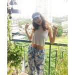 Vaishnavi Dhanraj Instagram – I stepped out today 😜 

#mondays #clickedbyshabanadidi