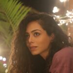 Vaishnavi Dhanraj Instagram – मझिया मना ज़रा सांग ना।

पाउली तुझ्या माझी या खूना।
तुझे धावने अन मला वेदना। 

#nightshoots