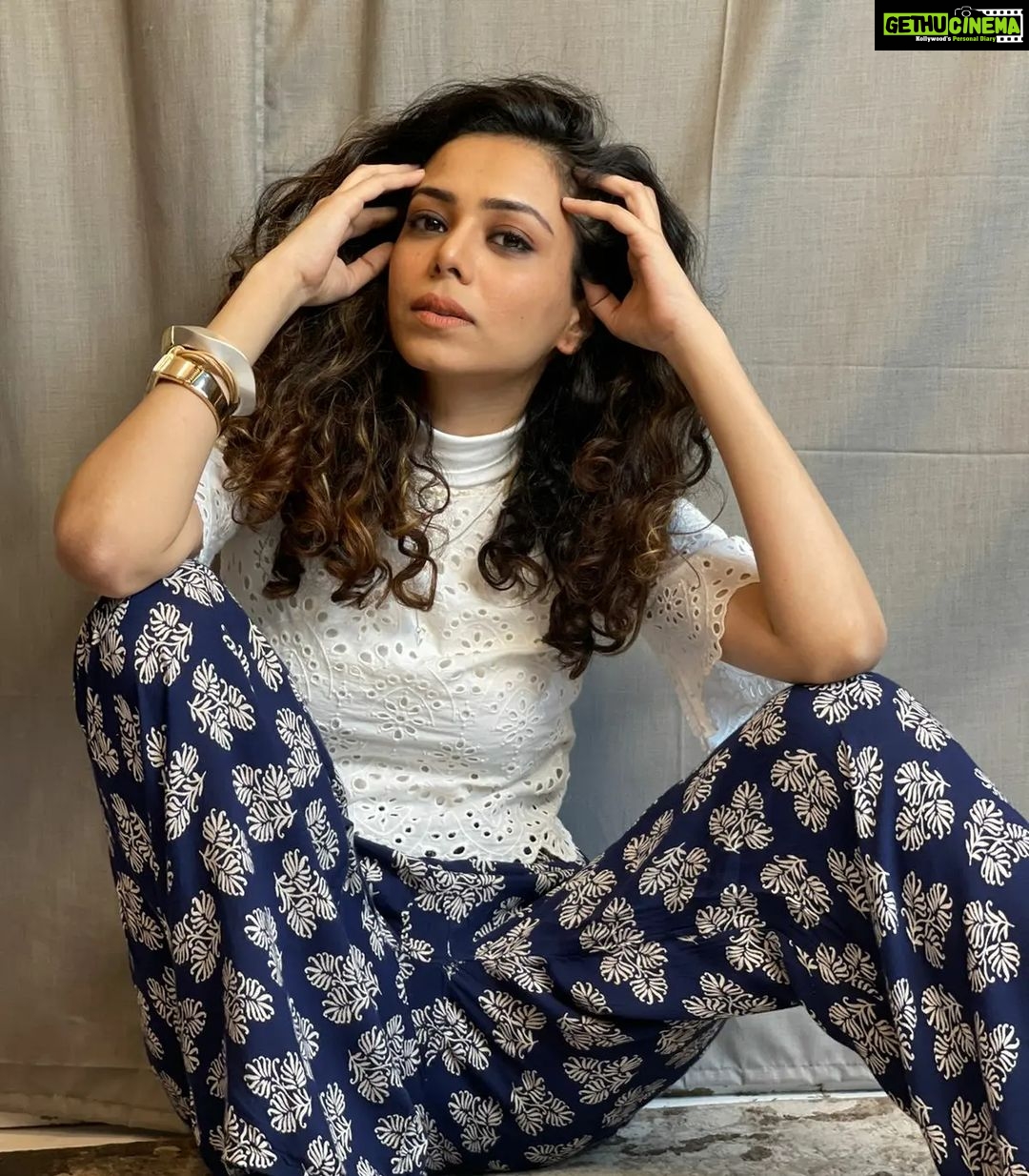 Vaishnavi Dhanraj Instagram - #nofilter #nobaggage