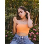 Veebha Anand Instagram - A golden state of mind!✨ 📸 @deepali_td_official Jewelry @timelessjewelsby_s