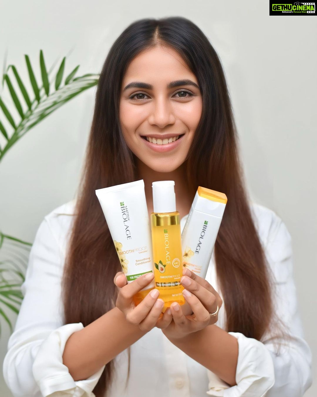 Veebha Anand Instagram - Thank you @biolage for introducing me to these amazing ranges of products! I absolutely love how the Biolage SmoothProof 3-step Regime (Shampoo-Conditioner-Serum) makes my hair frizz free instantly! . and the hero product from this range which is the Deep Smoothing 6 in 1 Serum is definitely my favorite! Enriched with avocado and grapeseed oil, this serum has now become my hair care buddy for life! . On days when I want to add extra nourishment to my hair...The Deep Treatment Packs comes to my rescue! . By using these fab beauties I said goodbye to my frizzy hair and even you can! I would highly recommend you guys to try out these beauties from Biolage and thank me later! Good for hair, good for you, good for the planet! #Ad #BiolageSmoothProofSerum #NatureInspiredProfessionalCare #BiolagePartner #AllSeasonFrizzControl #Biolage #BiolageIndia #MatrixOptiCare #MatrixIndia @biolage