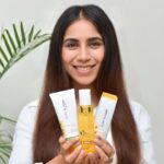 Veebha Anand Instagram - For #AllSeasonFrizzControl try out the Biolage SmoothProof 3-step Regime…!! Apply the Biolage SmoothProof Shampoo followed by the SmoothProof Conditioner and finish the regime by applying the SmoothProof Serum..!! . 💚Shampoo for frizzy hair cleanses and controls frizz for manageability and smoothness..! 💚Conditioner detangles and de-frizzes hair while providing static control..! 💚Serum is enriched with Avocado and Grapeseed oil which helps get frizz free hair instantly! I loved how my hair has become so smooth and frizz free! You also should try the 3-step Biolage Deep Smoothing regime and say hello to manageable and smooth hair! Good for hair, good for you, good for the planet! #Ad #BiolageSmoothProofSerum #NatureInspiredProfessionalCare #BiolagePartner #AllSeasonFrizzControl #Biolage #BiolageIndia #MatrixOptiCare #MatrixIndia @biolage