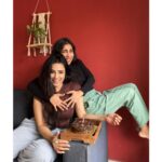 Veebha Anand Instagram – It’s your birthday!!!! 🎂🍷✨✨✨ प्यार प्यार and ढेर सारा प्यार और बहोत सारा प्यार😂♥️♥️ 
@preeti_chaudharyy #bffbirthday #prebirthday