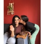 Veebha Anand Instagram – It’s your birthday!!!! 🎂🍷✨✨✨ प्यार प्यार and ढेर सारा प्यार और बहोत सारा प्यार😂♥️♥️ 
@preeti_chaudharyy #bffbirthday #prebirthday