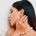Veebha Anand Instagram – 🕊

@makeupbynidhhikaushal 
@timelessjewelsby_s 
@faizahmedphotography