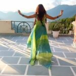 Vindhya Tiwari Instagram - Coming up 🔜💚 can u feel the vibes of mountains? 🏔 #trendingnow #trendingsong #reelsinstagram #reelkarofeelkaro Styled by @khushi_kshatri Hmua @yashikaahuja.makeovers